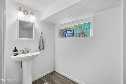 Tiny photo for 301 NW Portsmouth Rd, Knoxville, TN 37909 (MLS # 1309034)