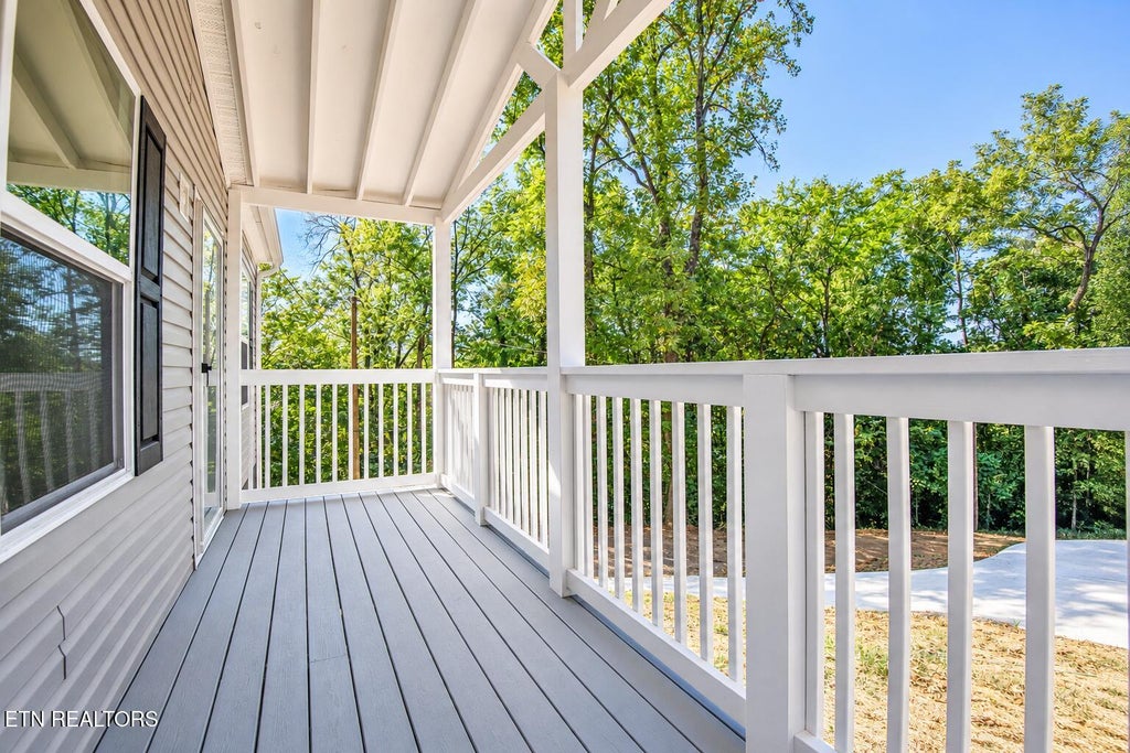 Photo of 3817 Bonnie View Ave, Knoxville, TN 37914 (MLS # 1354309)
