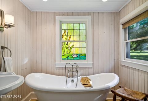 Tiny photo for 916 Southgate Rd, Knoxville, TN 37919 (MLS # 1302574)