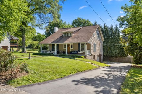 Tiny photo for 916 Southgate Rd, Knoxville, TN 37919 (MLS # 1302574)