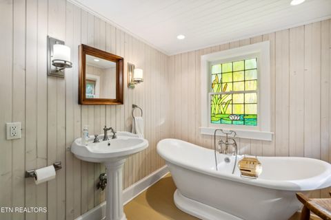 Tiny photo for 916 Southgate Rd, Knoxville, TN 37919 (MLS # 1302574)