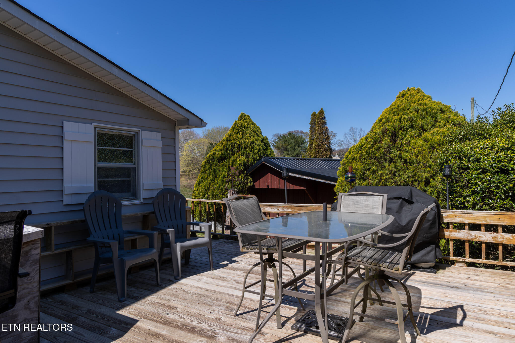 4066 Lakeshore Drive