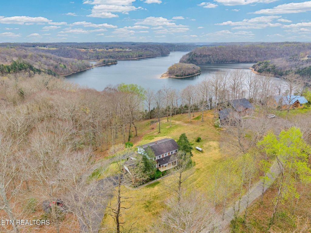 Photo of 99 Hilltop Lane, Byrdstown, TN 38549 (MLS # 1334881)