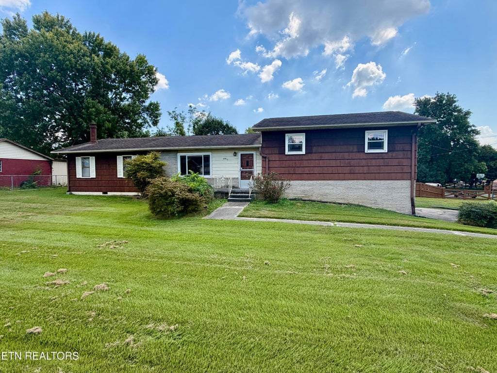 Photo of 6900 Clowers Drive, Knoxville, TN 37924 (MLS # 1354512)
