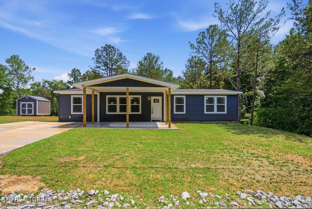 Photo of 200 Sable Rd, Spring City, TN 37381 (MLS # 1337595)