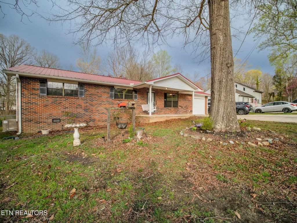 Photo of 541 Second Norway Lane, Oliver Springs, TN 37840 (MLS # 1295699)