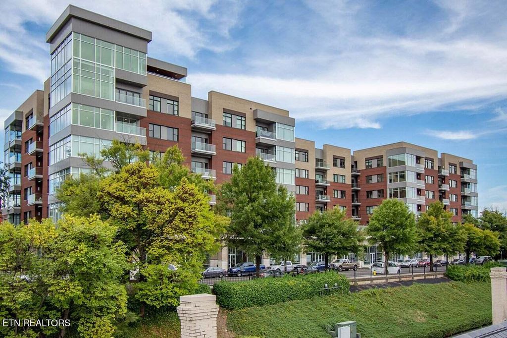 Photo of 333 W Depot Ave #415, Knoxville, TN 37917 (MLS # 1339656)
