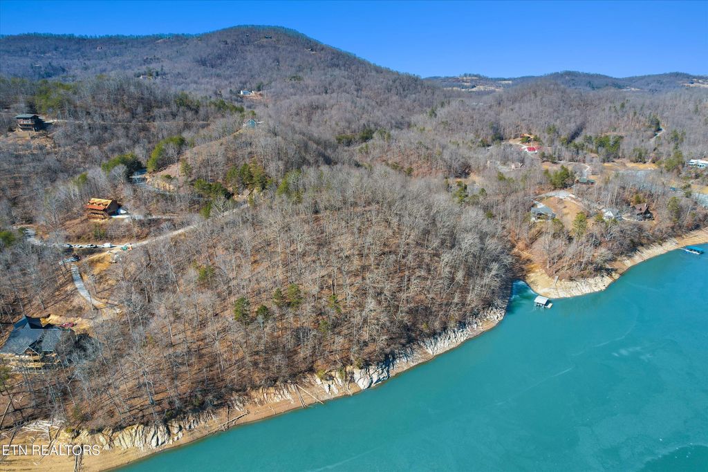 Photo of 34 Mountain Shores Drive, New Tazewell, TN 37825 (MLS # 1329106)