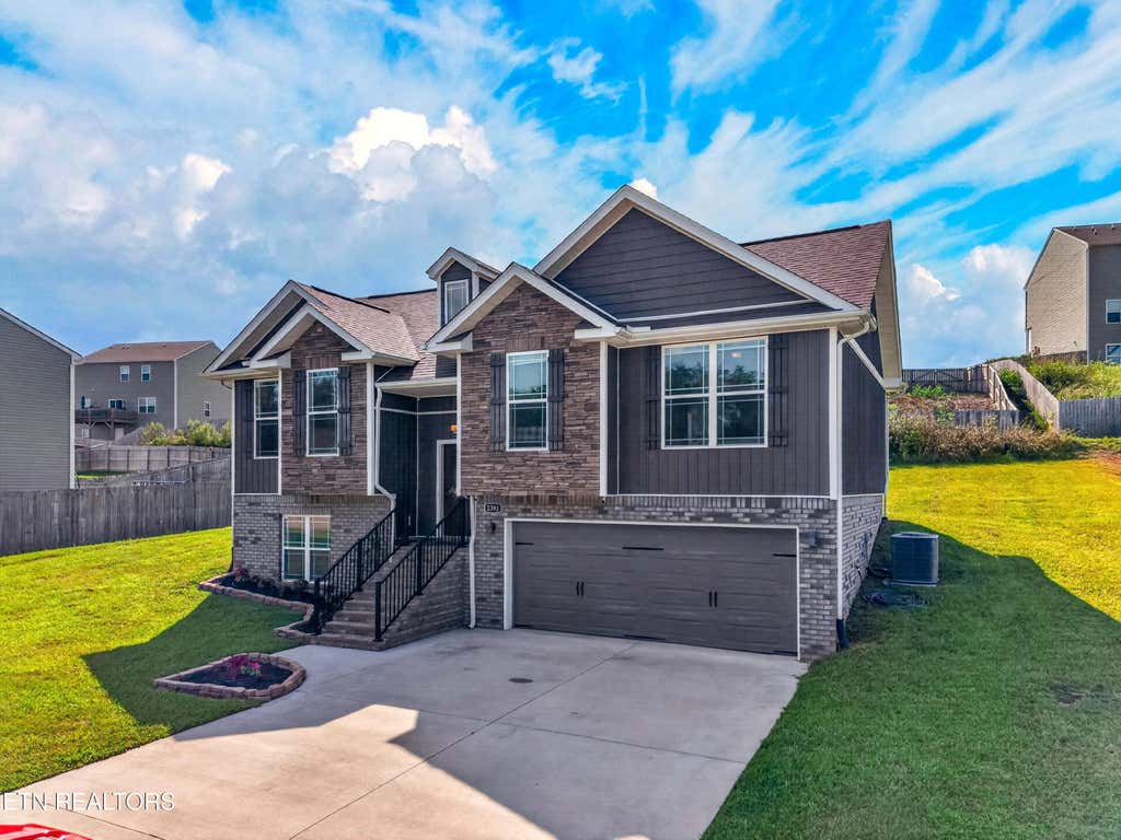 Photo of 2381 Reese St, Morristown, TN 37814 (MLS # 1352853)