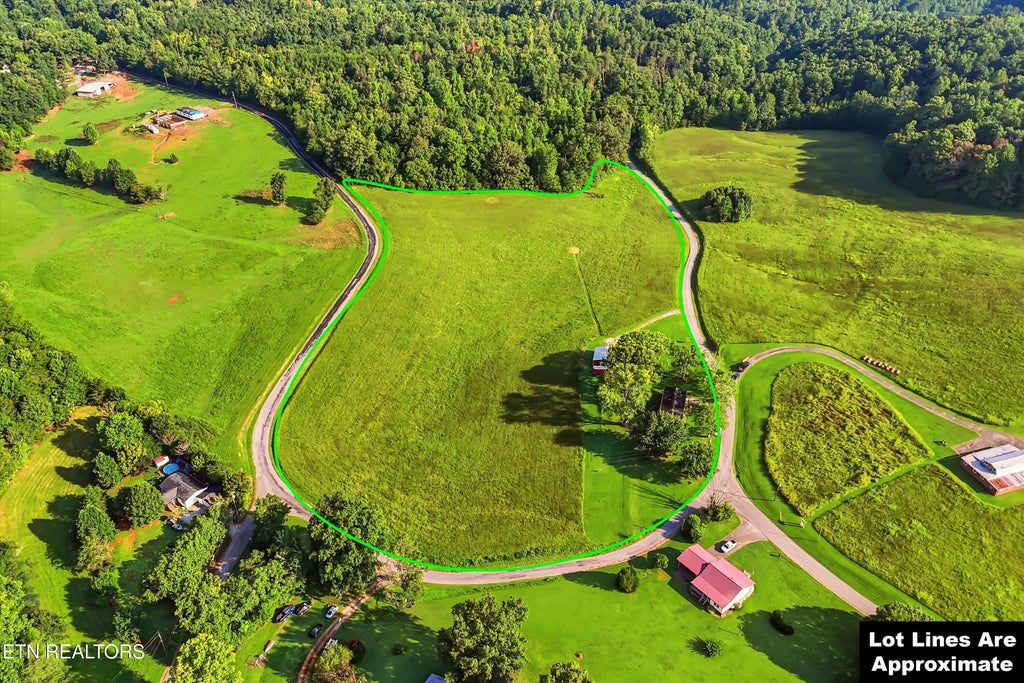 Photo of 504 Burger Branch Rd, Englewood, TN 37329 (MLS # 1352912)