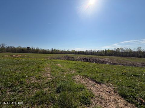 Photo of 532 White Oak Rd, Jamestown, TN 38556 (MLS # 1336830)