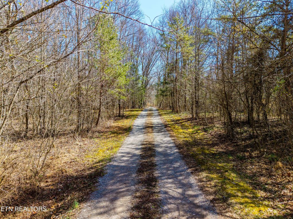 Photo of 4672 N Wildwood Rd, Maryville, TN 37804 (MLS # 1330317)