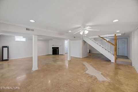 Tiny photo for 1012 Bennett St, Sweetwater, TN 37874 (MLS # 1338172)