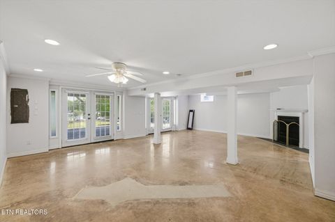 Tiny photo for 1012 Bennett St, Sweetwater, TN 37874 (MLS # 1338172)