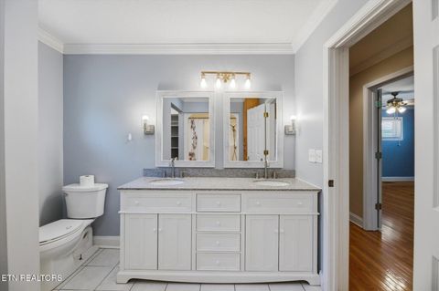 Tiny photo for 1012 Bennett St, Sweetwater, TN 37874 (MLS # 1338172)