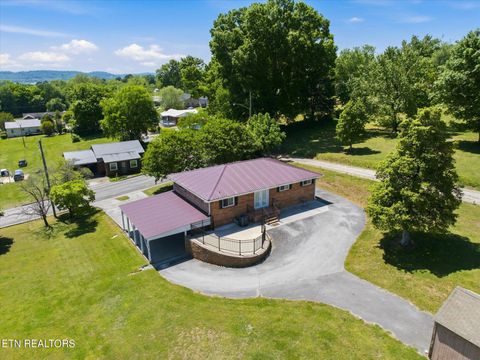 Tiny photo for 1012 Bennett St, Sweetwater, TN 37874 (MLS # 1338172)