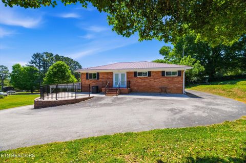 Tiny photo for 1012 Bennett St, Sweetwater, TN 37874 (MLS # 1338172)
