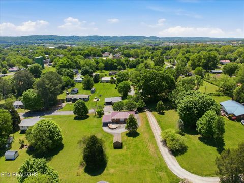 Tiny photo for 1012 Bennett St, Sweetwater, TN 37874 (MLS # 1338172)