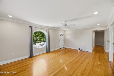 Tiny photo for 1012 Bennett St, Sweetwater, TN 37874 (MLS # 1338172)