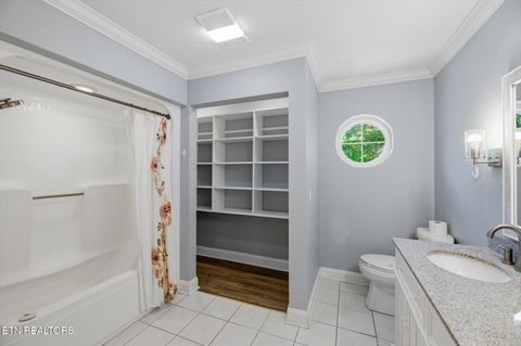 Tiny photo for 1012 Bennett St, Sweetwater, TN 37874 (MLS # 1338172)