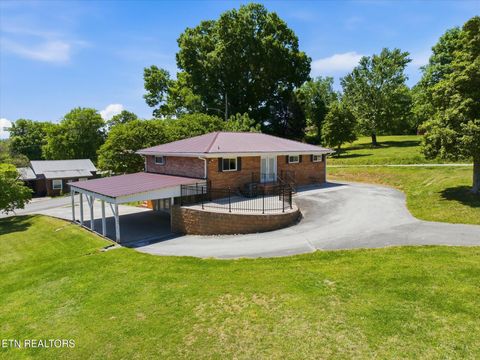 Tiny photo for 1012 Bennett St, Sweetwater, TN 37874 (MLS # 1338172)