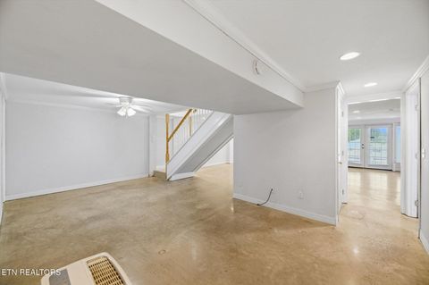 Tiny photo for 1012 Bennett St, Sweetwater, TN 37874 (MLS # 1338172)