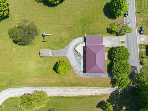 Tiny photo for 1012 Bennett St, Sweetwater, TN 37874 (MLS # 1338172)