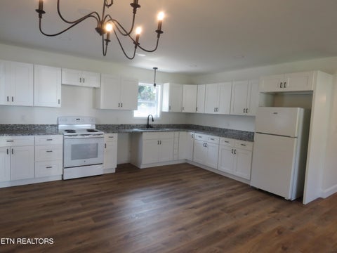 Tiny photo for 108 E Arrowwood Rd, Oak Ridge, TN 37830 (MLS # 1356073)