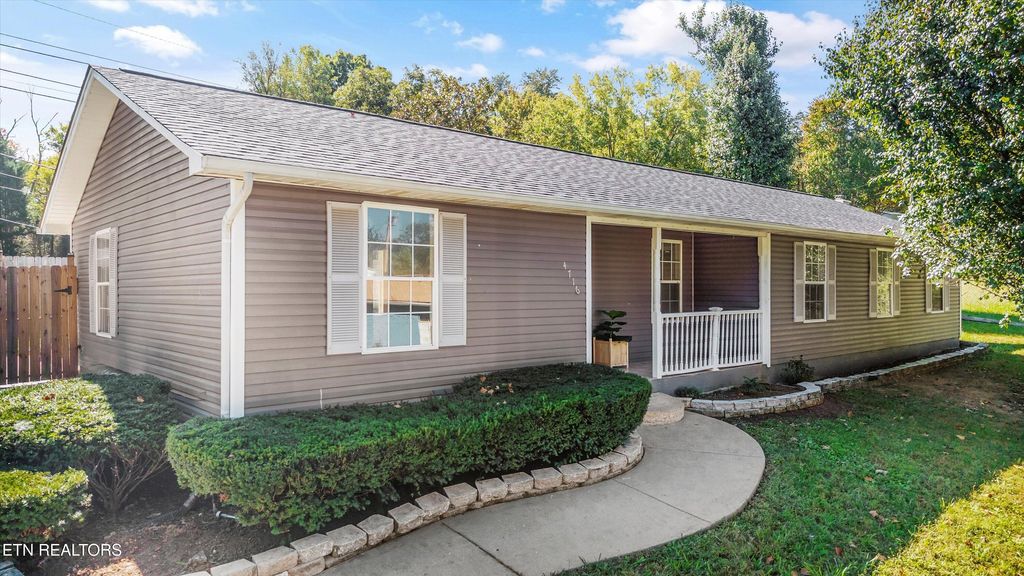 Photo of 4716 Ball Camp Pike, Knoxville, TN 37921 (MLS # 1318420)