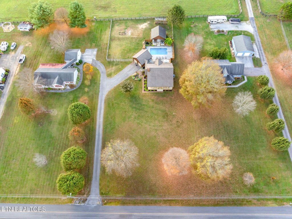 Photo of 1222 Big Bend Rd, Strawberry Plains, TN 37871 (MLS # 1282165)