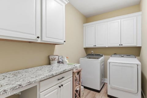 Tiny photo for 1683 Mountain Drive, Lenoir City, TN 37772 (MLS # 1343797)