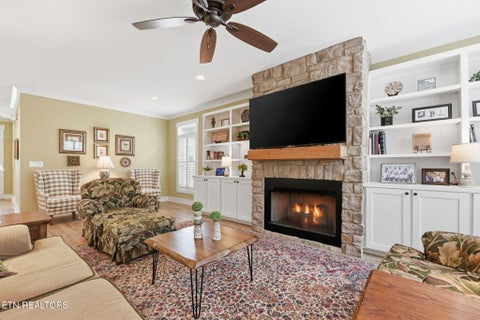 Tiny photo for 1683 Mountain Drive, Lenoir City, TN 37772 (MLS # 1343797)