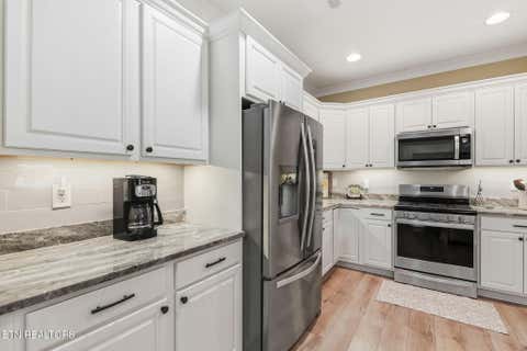 Tiny photo for 1683 Mountain Drive, Lenoir City, TN 37772 (MLS # 1343797)
