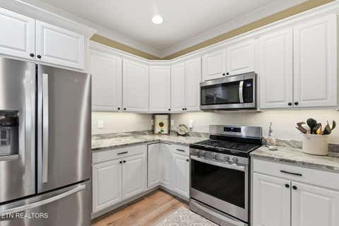 Tiny photo for 1683 Mountain Drive, Lenoir City, TN 37772 (MLS # 1343797)