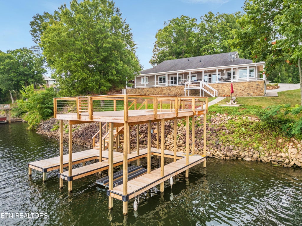 Photo of 261 Lakewood Circle Drive, Decatur, TN 37322 (MLS # 1270550)
