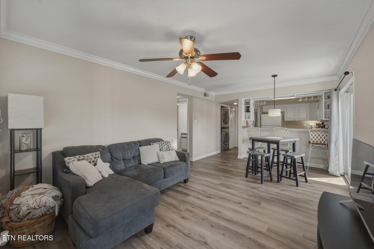 1201 Laurel Ave 107