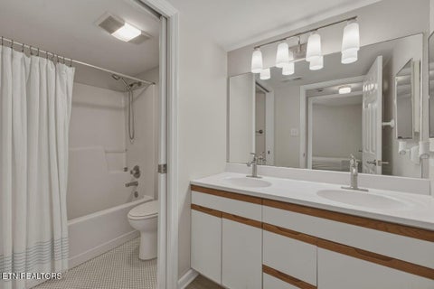 Tiny photo for 1201 Laurel Ave #107, Knoxville, TN 37916 (MLS # 1350824)