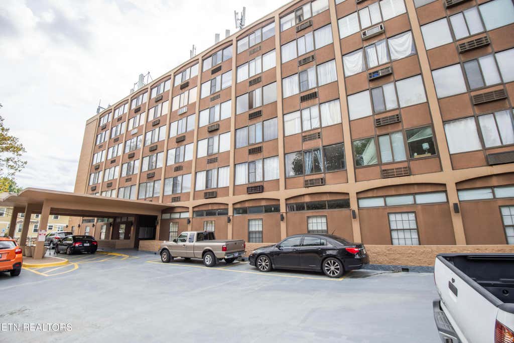 Photo of 1700 Clinch Ave #APT 521, Knoxville, TN 37916 (MLS # 1239579)