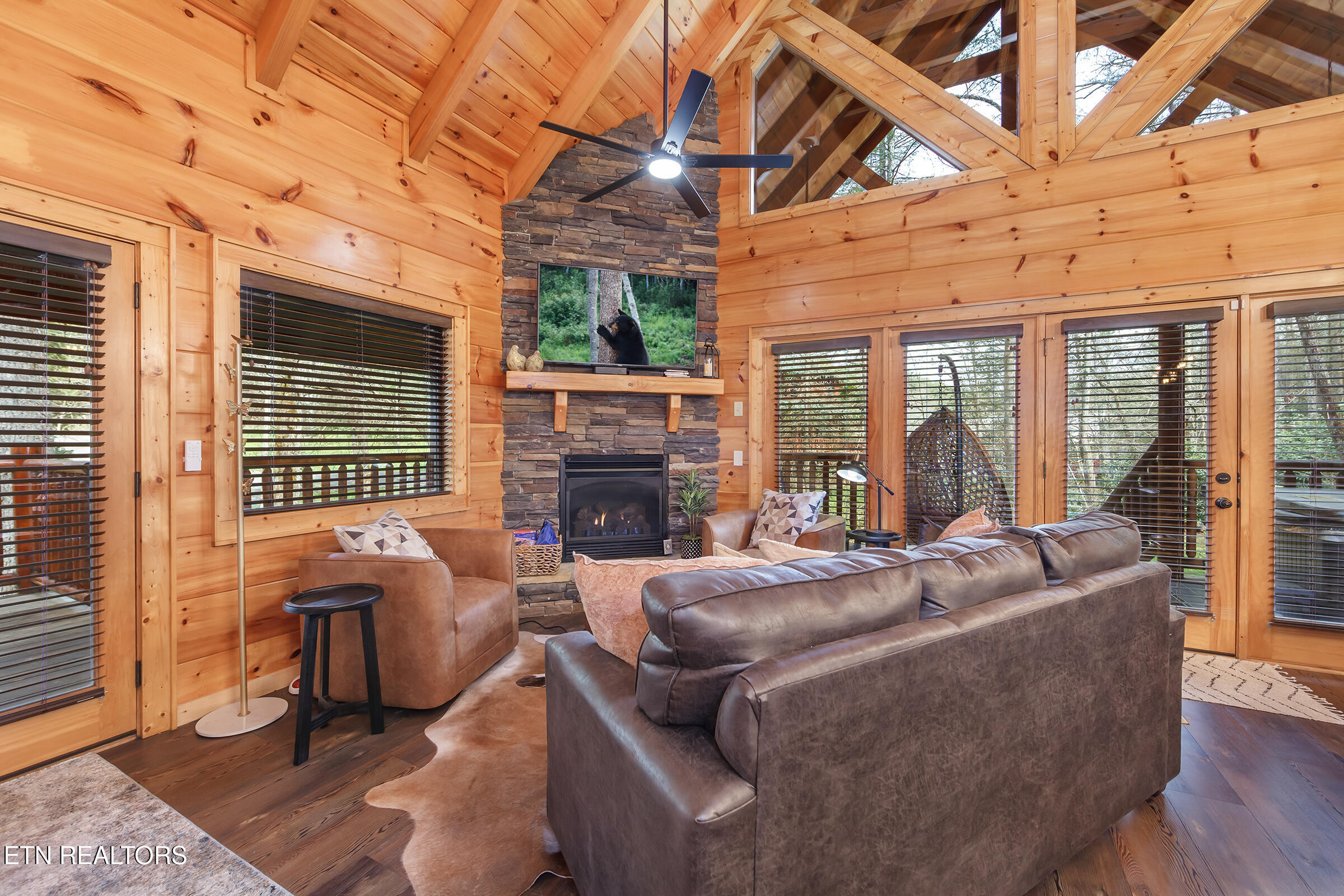 2673 Cedar Falls Way