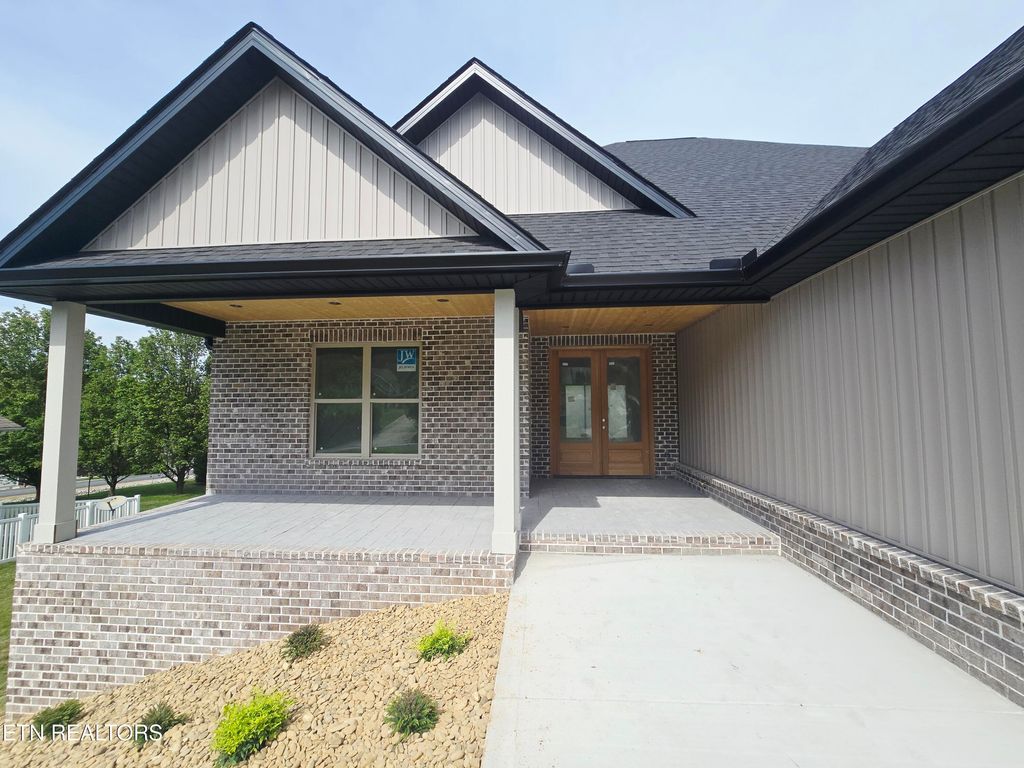 Photo of 269 Ootsima Way, Loudon, TN 37774 (MLS # 1327627)