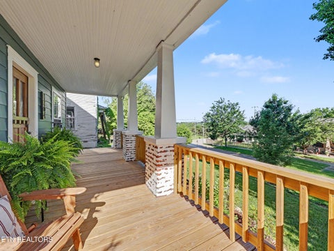 Tiny photo for 1704 E 5th Ave, Knoxville, TN 37917 (MLS # 1344914)