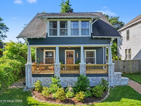 Photo of 1704 E 5th Ave, Knoxville, TN 37917 (MLS # 1344914)