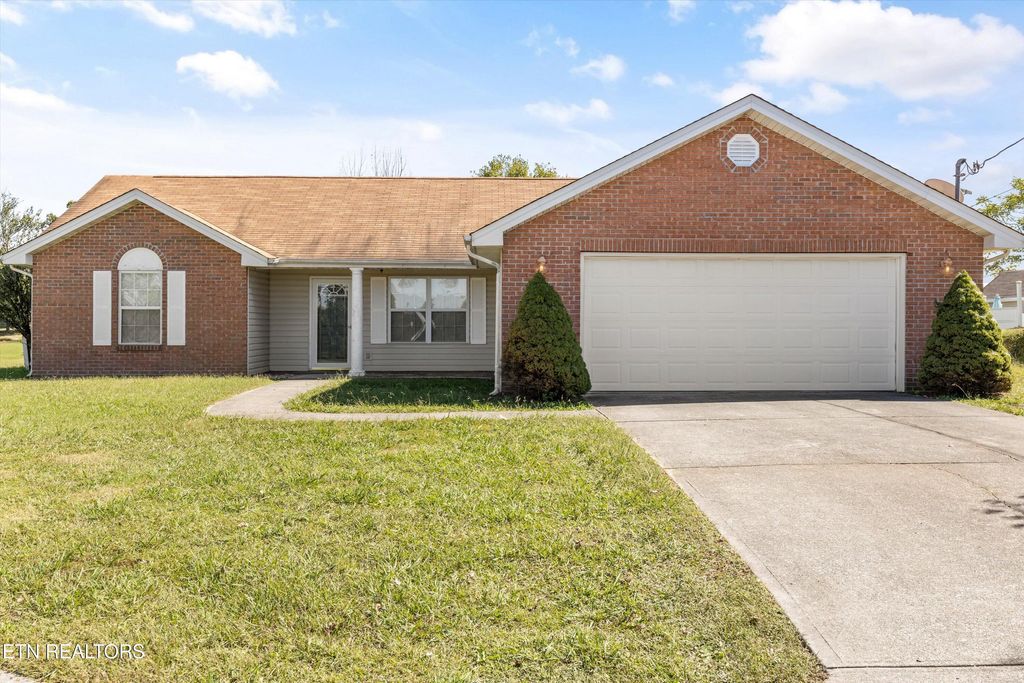 Photo of 1154 Sunshine Drive, Dandridge, TN 37725 (MLS # 1279060)