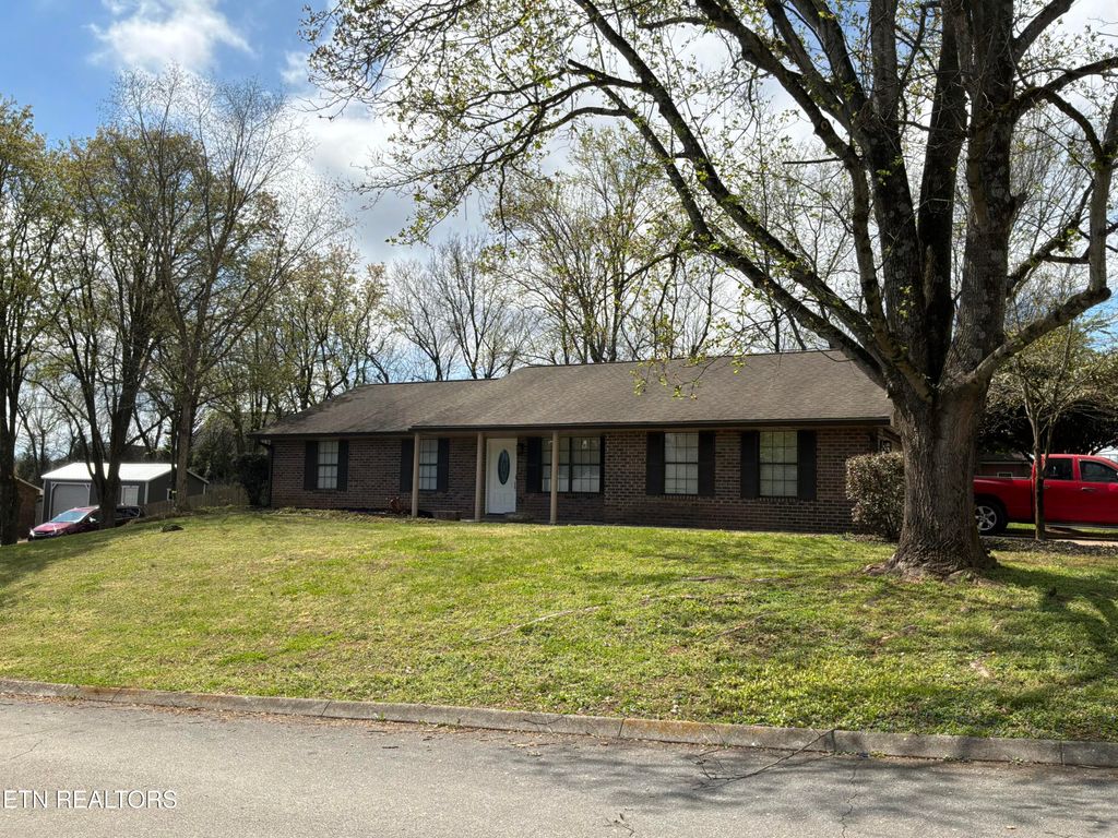 Photo of 819 Sailview Rd, Knoxville, TN 37934 (MLS # 1333820)