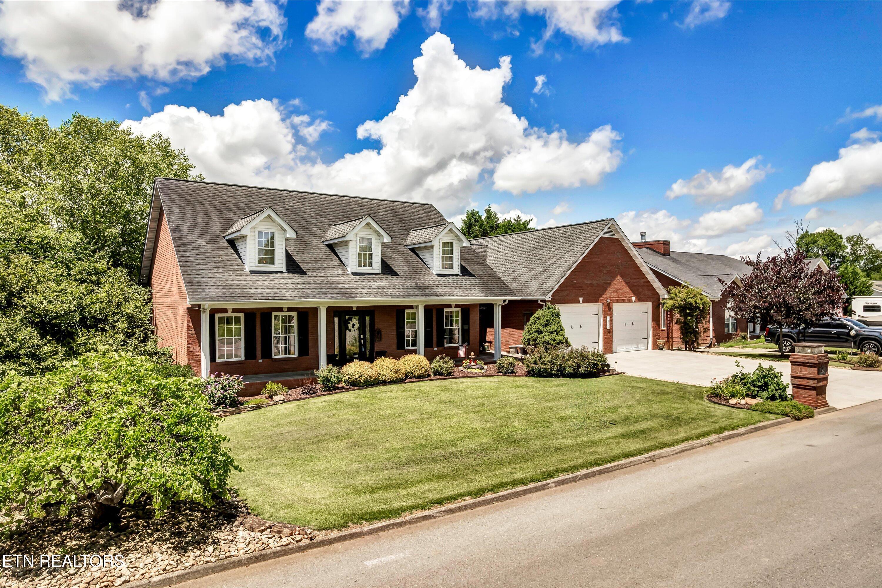 1843 River Vista Circle