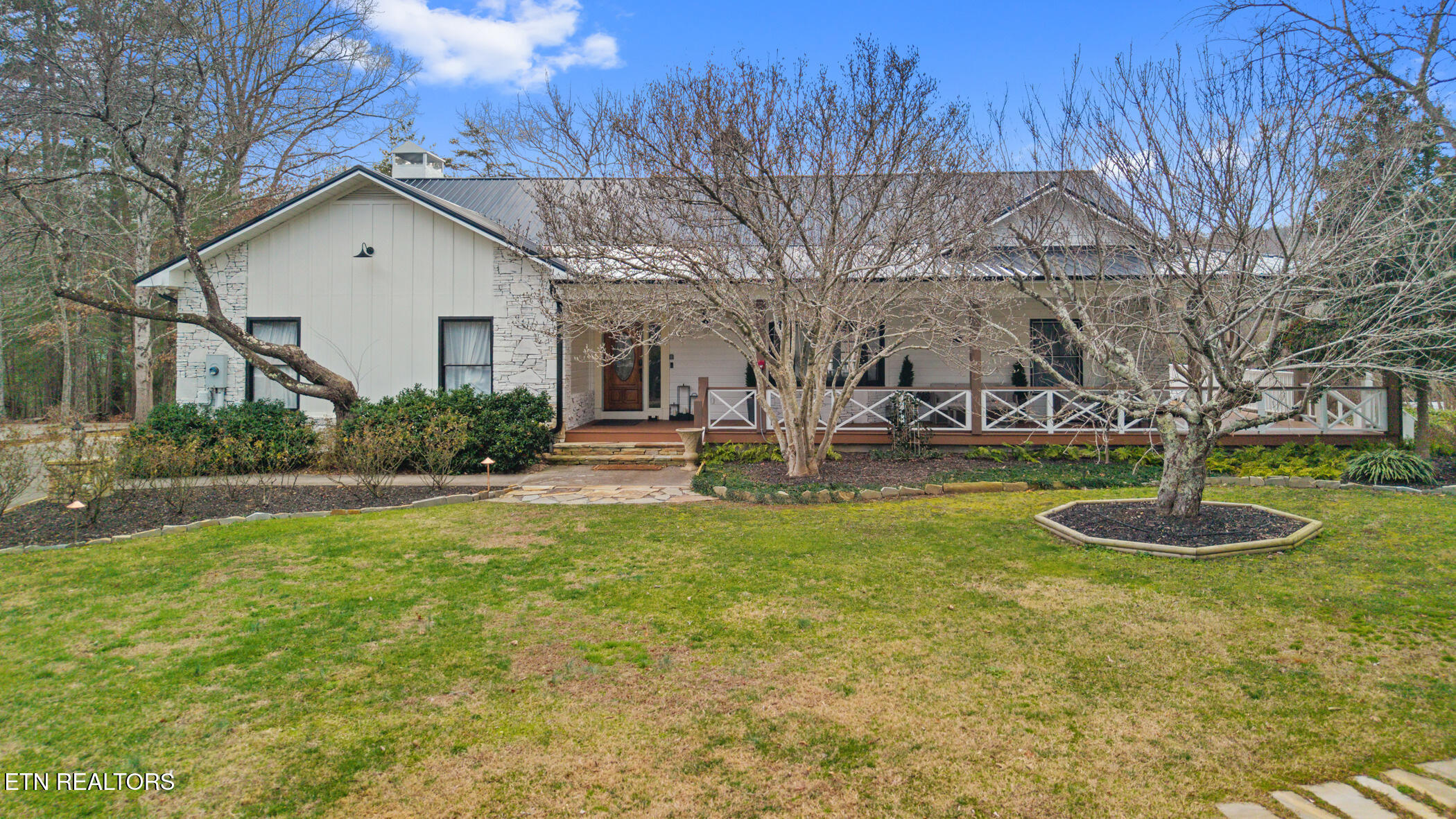 1887 Bluff Mountain Rd