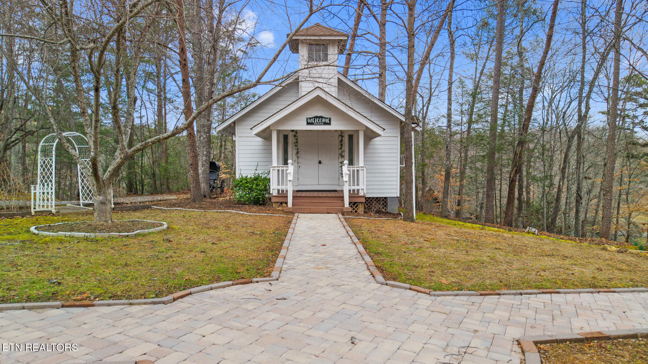 1887 Bluff Mountain Rd