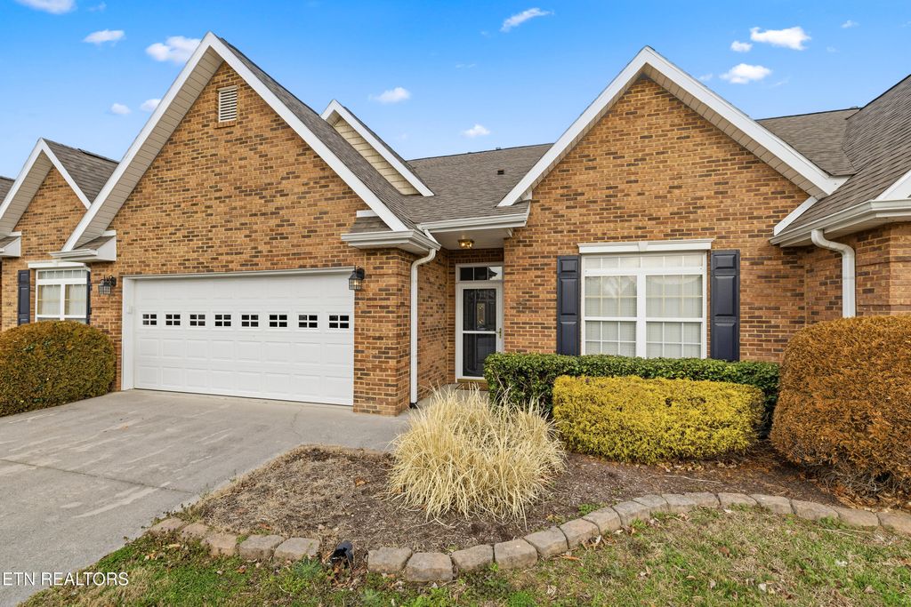 Photo of 136 River Garden Court, Sevierville, TN 37862 (MLS # 1332912)