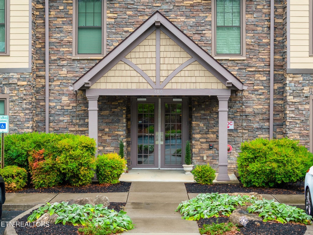Photo of 316 Centennial Bluff Blvd, Oak Ridge, TN 37830 (MLS # 1277809)