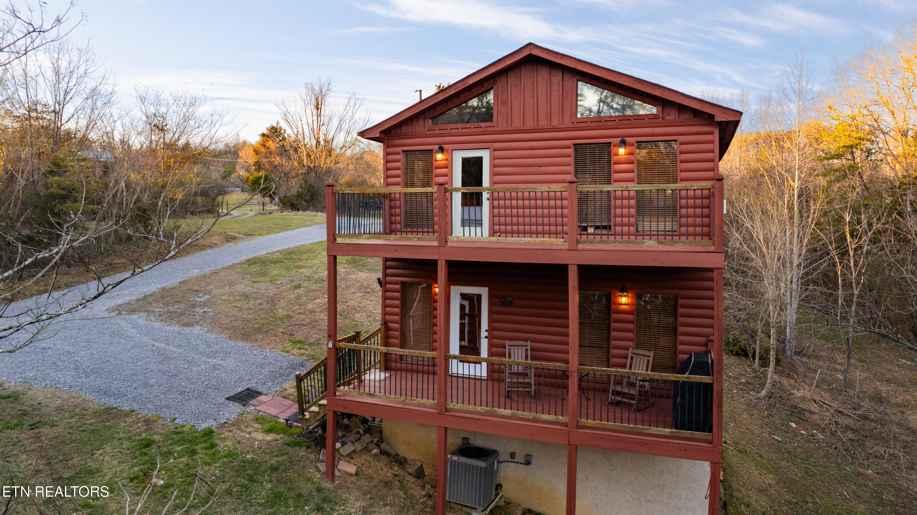 1218 Sugar Loaf Rd